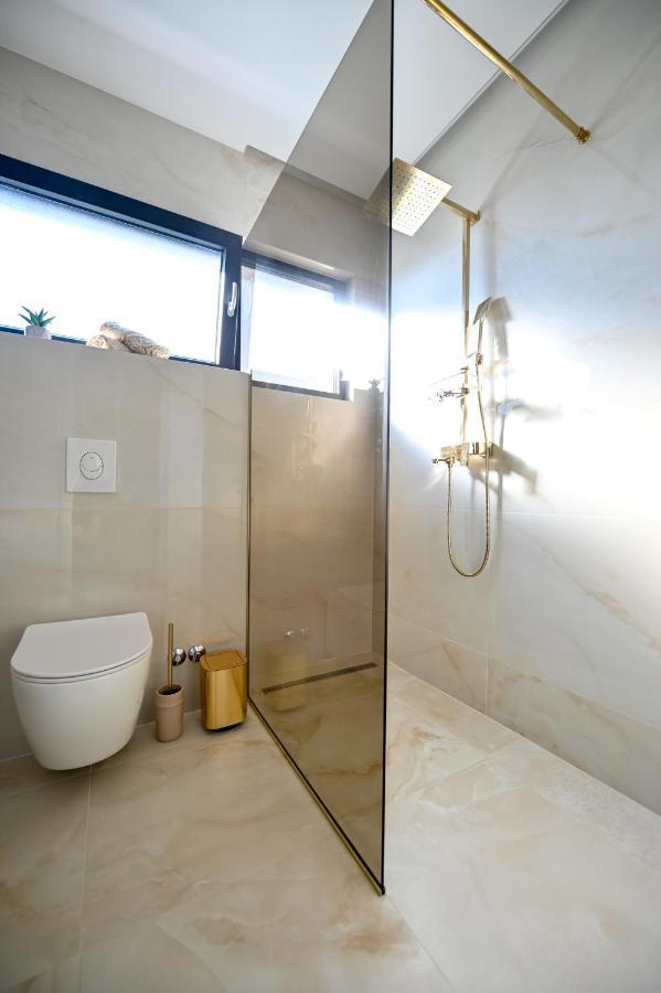 Villa Rosemary East Makarska